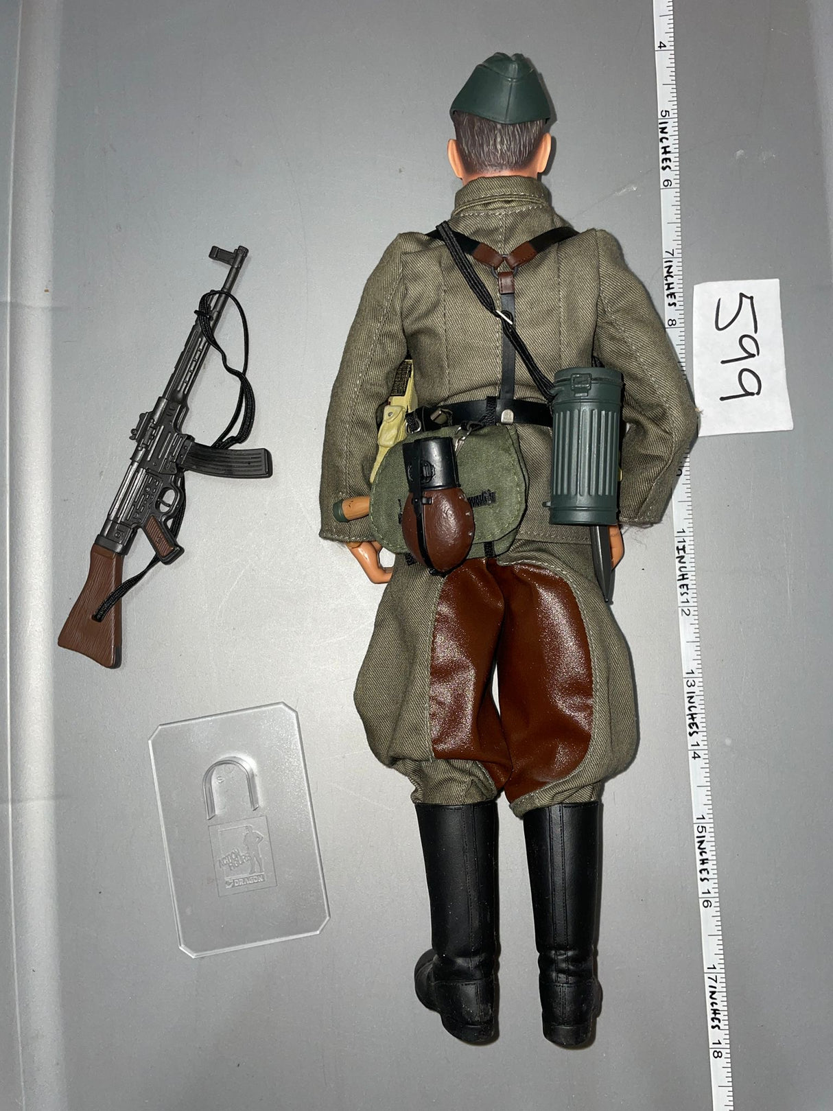 1:6 Scale WWII German Cavalry Figure - Dragon