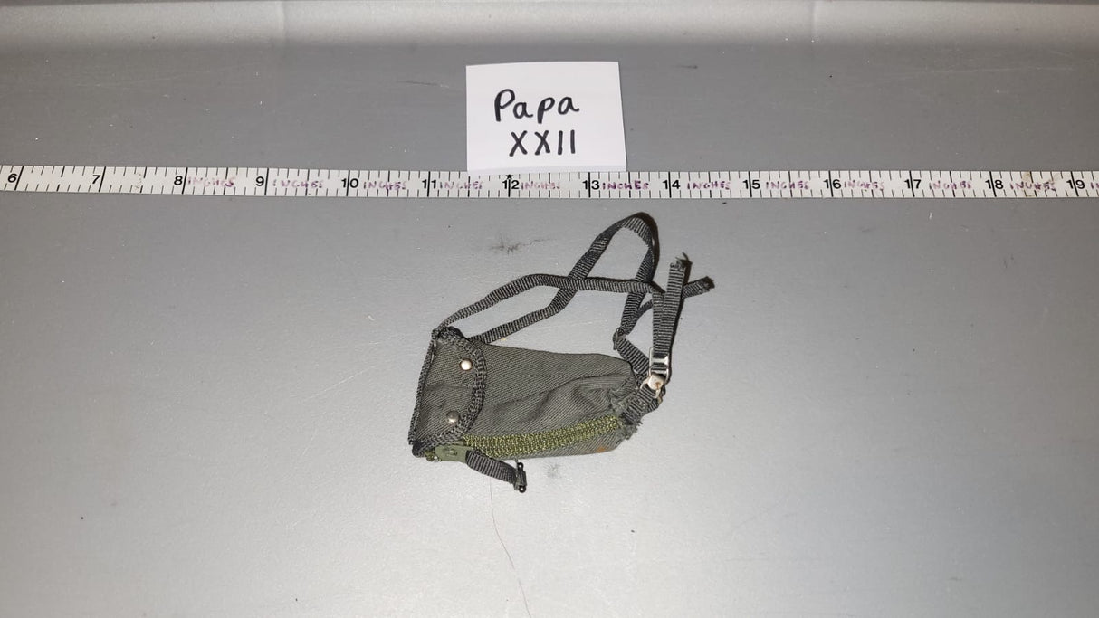 1/6 Scale WWII German Fallschirmjager Gas Mask Bag