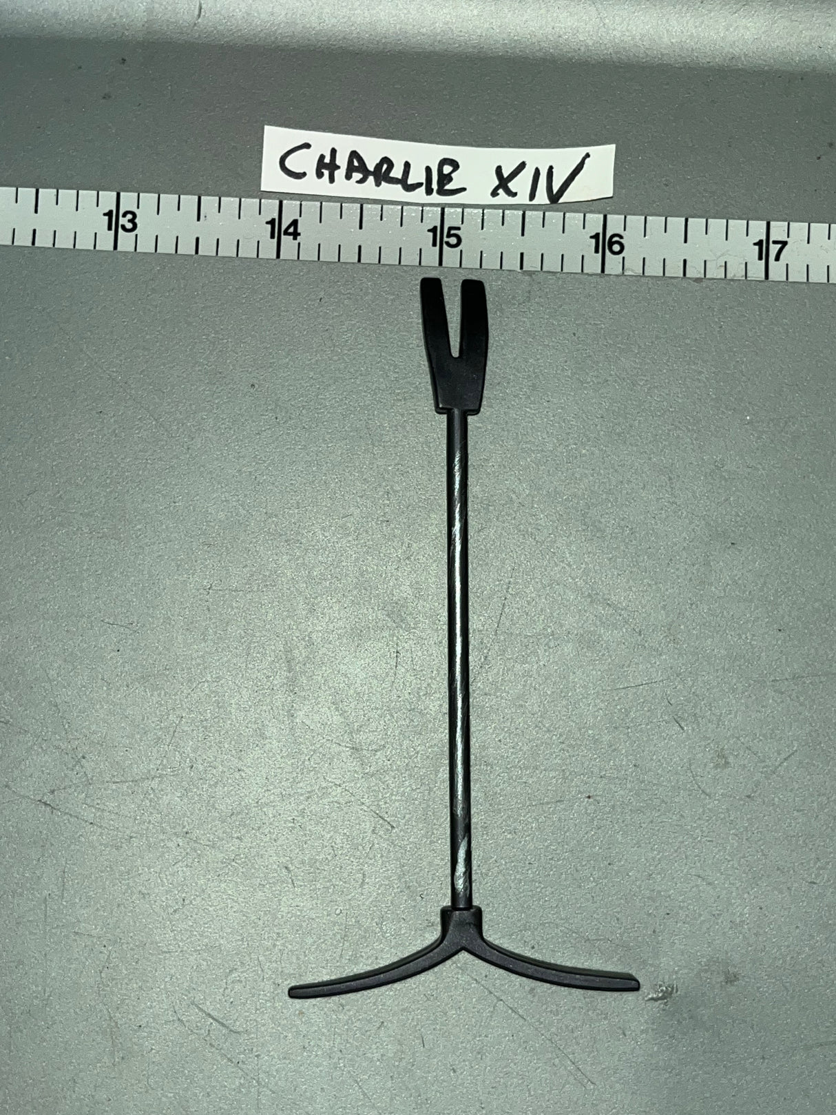 1:6 Scale Modern Era Firefighter Entry Tool