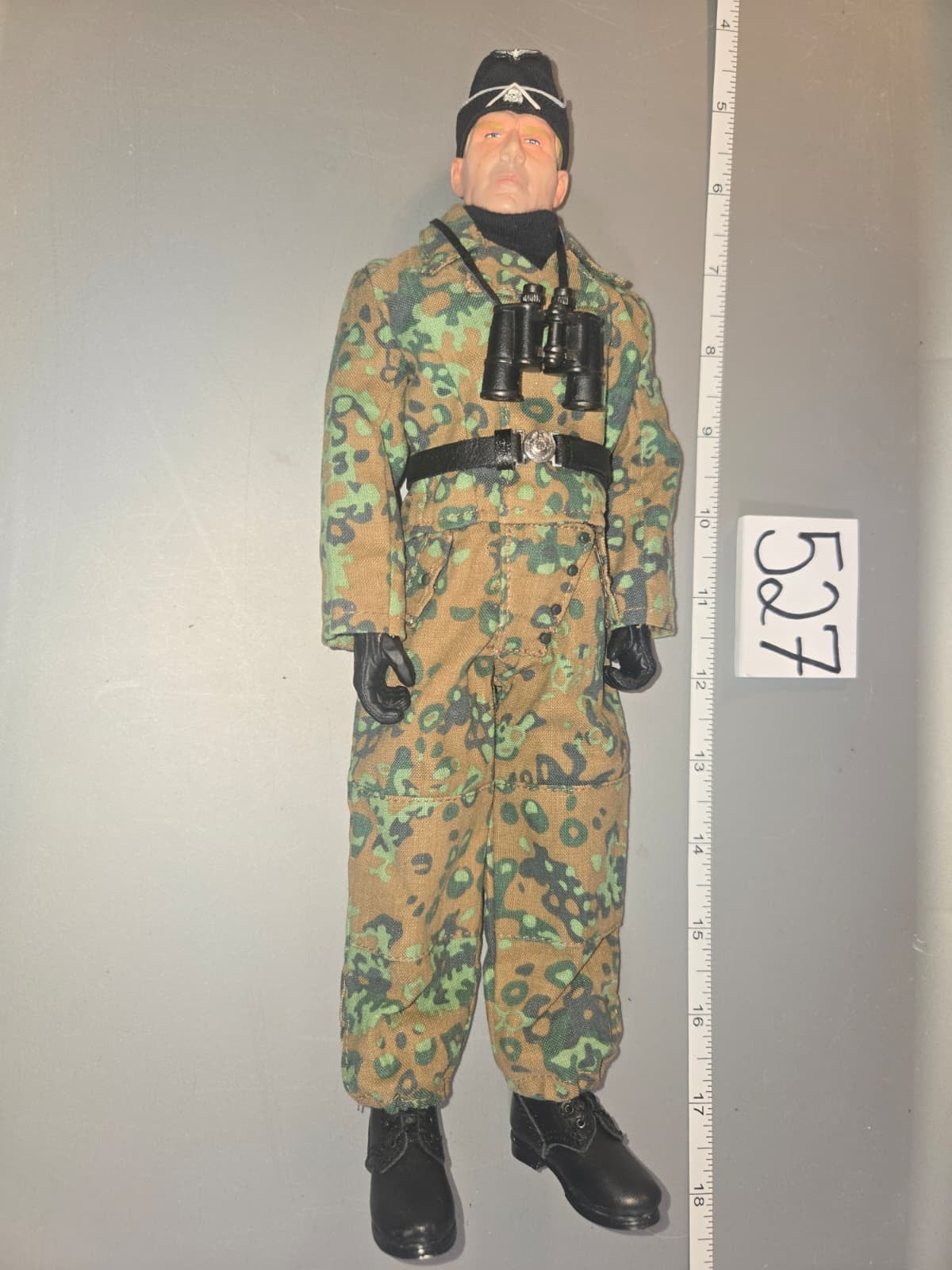 1:6 Scale WWII German Tanker Dressed Figure - Dragon