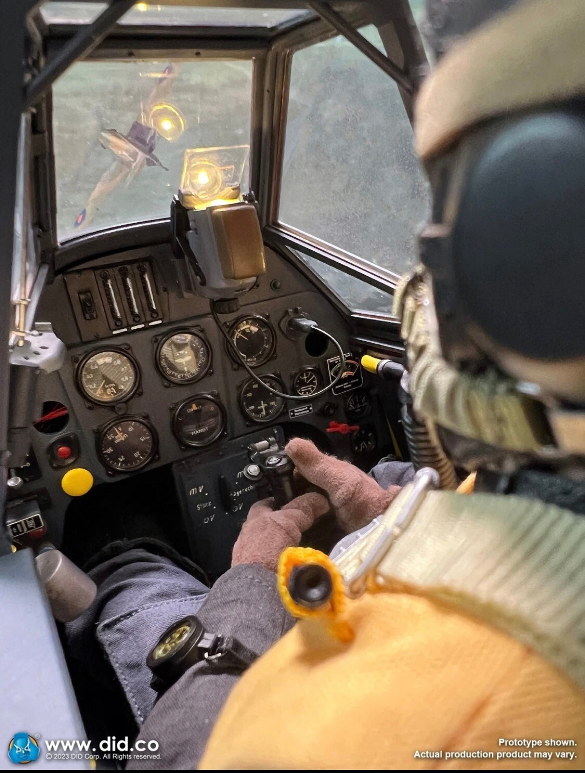 1/6 Scale WWII German BF-109 Aircraft Cockpit  - DID