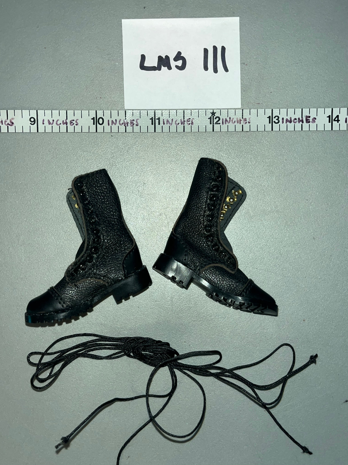 1:6 Scale Modern British Cold War High Top Leather Boots 110338.
