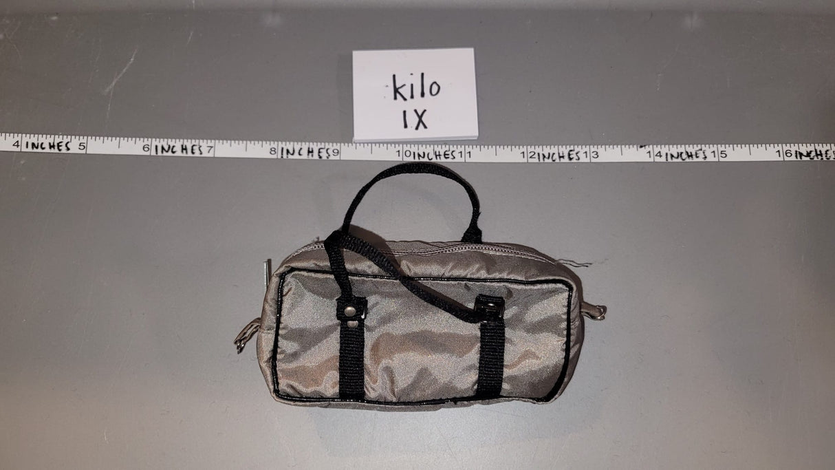 1/6 Scale Modern Duffle Bag