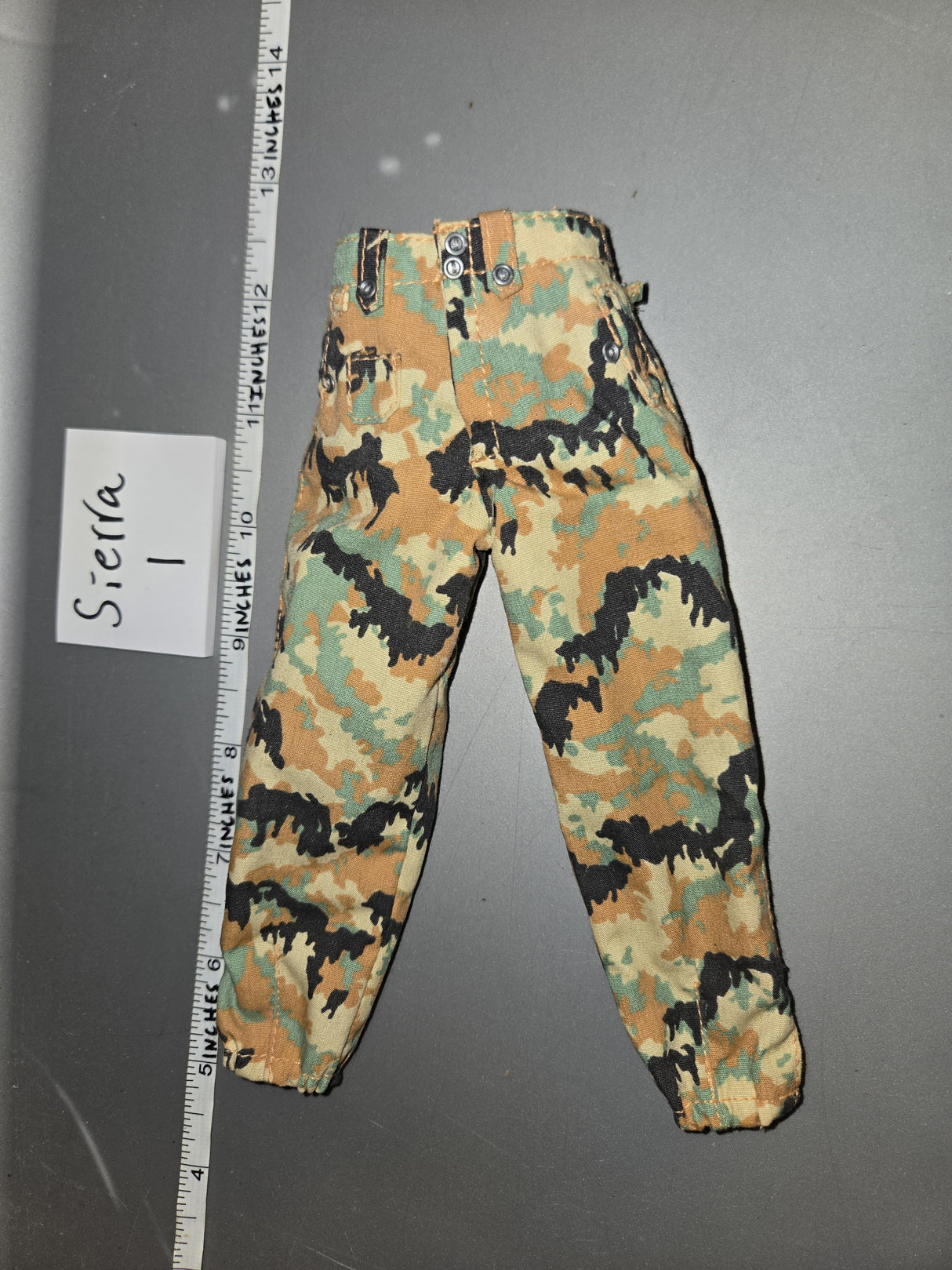1/6 Scale WWII German Leibermuster Camouflage Pants