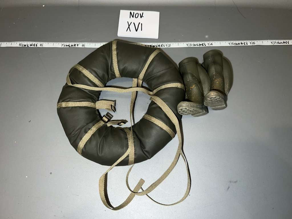 1/6 Scale WWII Russian Wadding Gear