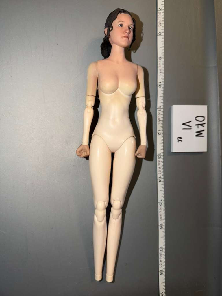 1:6 Scale Modern Female Teenager Figure - Toys Era The Last Hope Daughter Ellie PE016