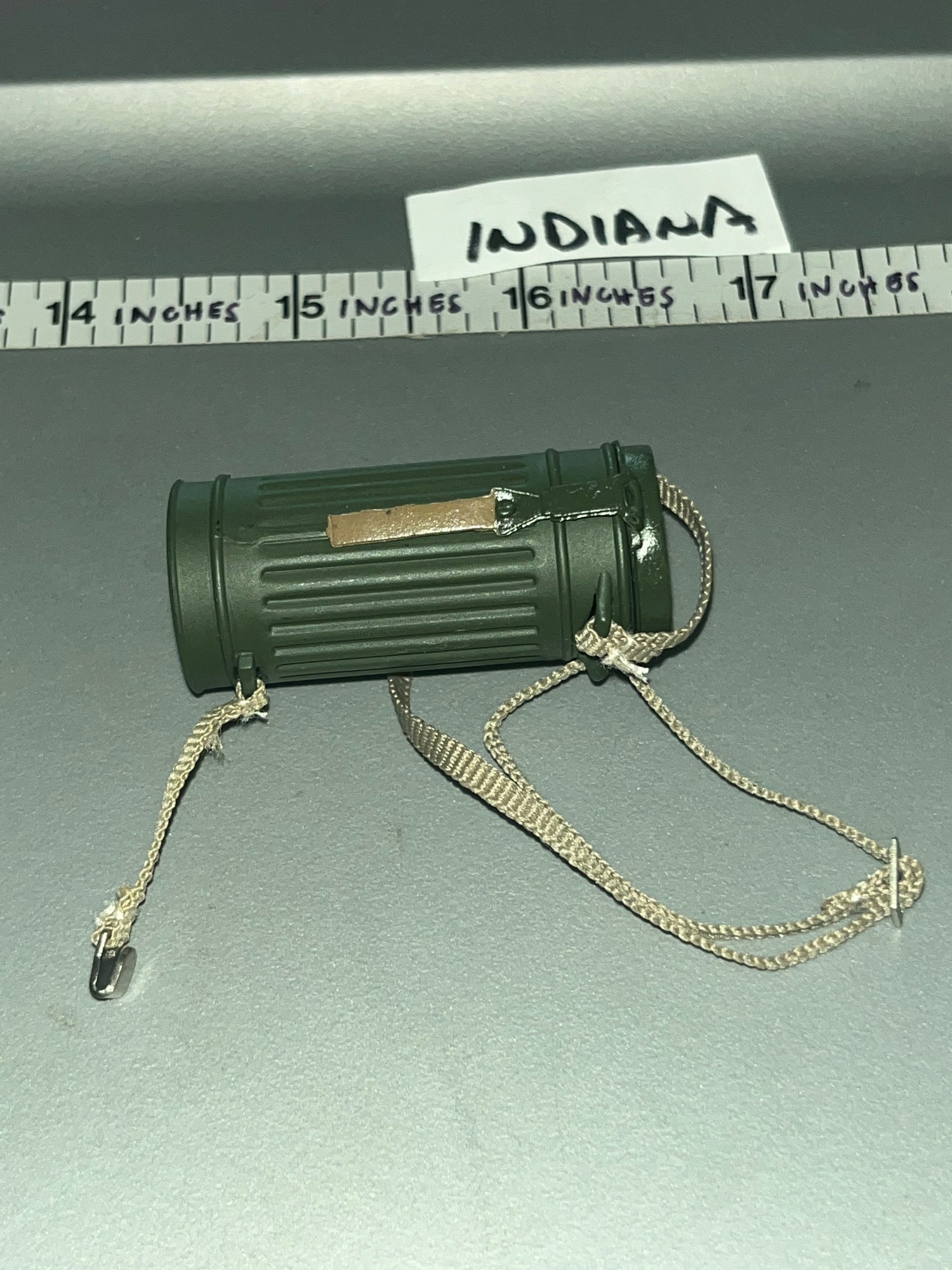 1/6 Scale WWII German Gas Mask Can