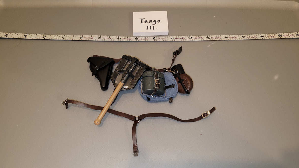 1/6 Scale WWII German Luftwaffe Fallschirmjager Field Gear Lot