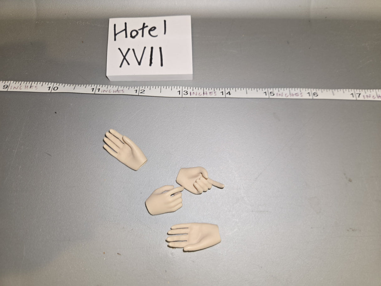 1:6 Scale Female Hand Lot