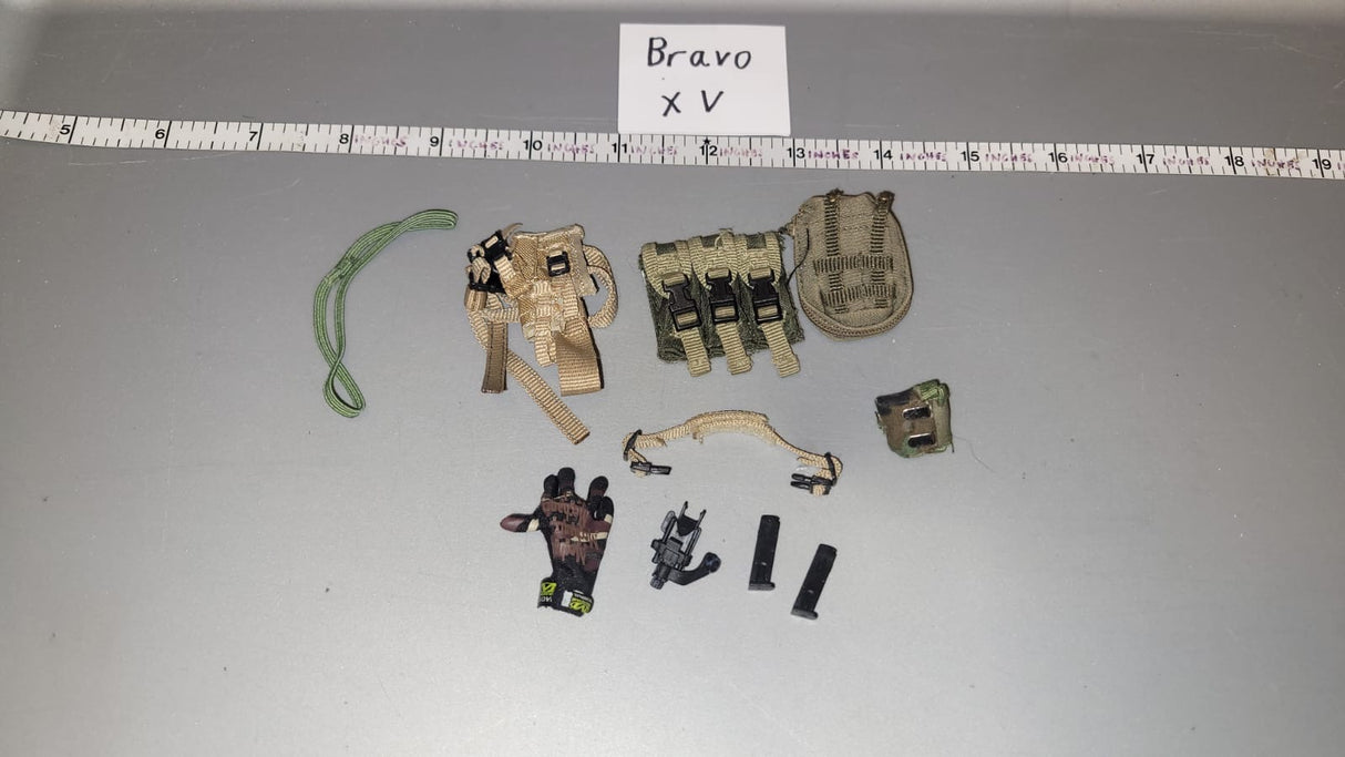 1/6 Scale Modern Era Pouch Lot