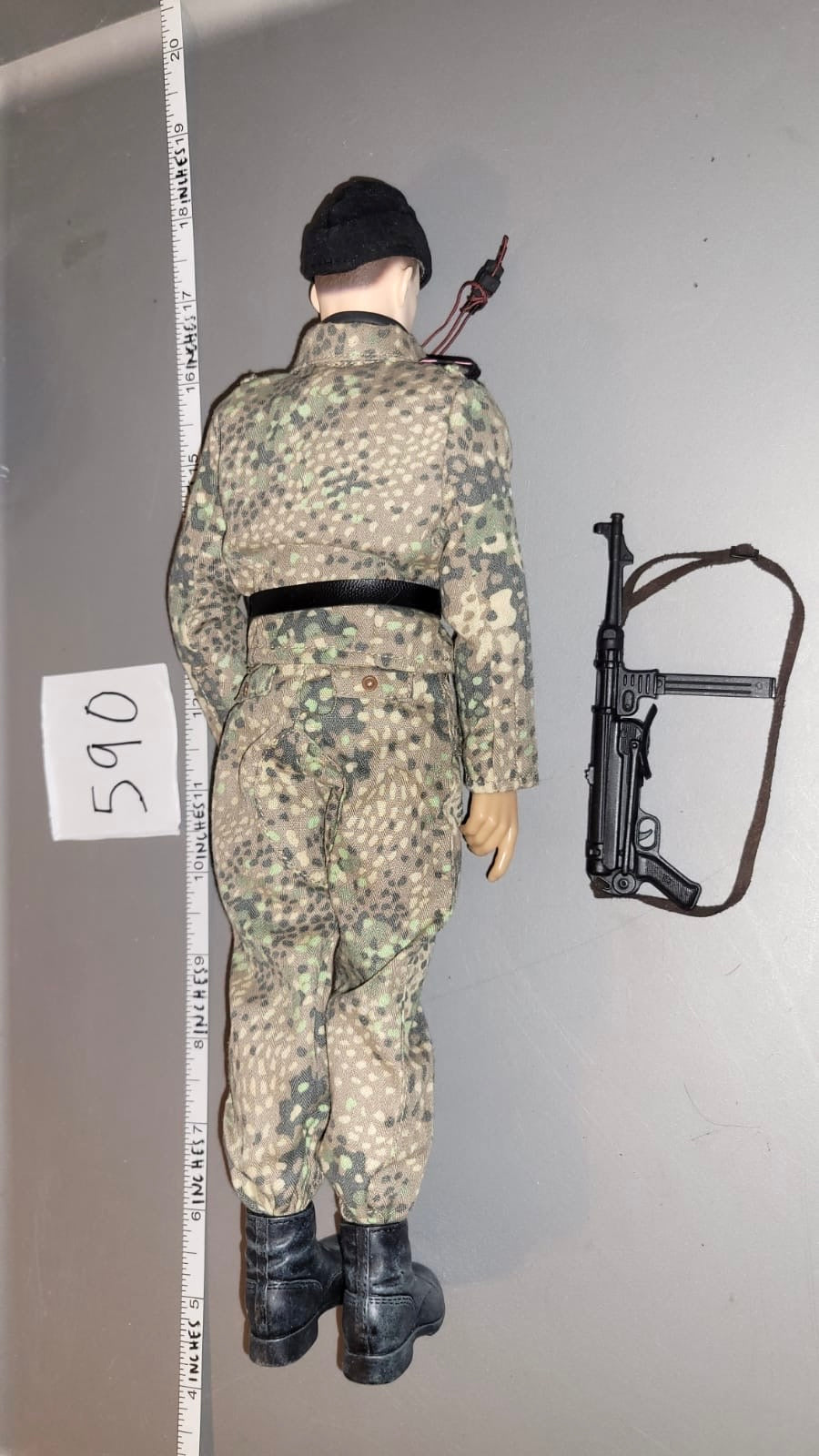 1:6 Scale WWII German Tanker Dressed Figure - Dragon