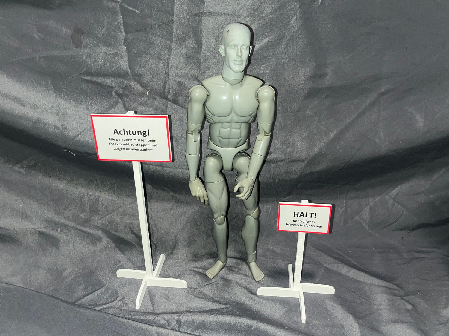 1/6 Scale WWII German Sign Set - Dale Guyer