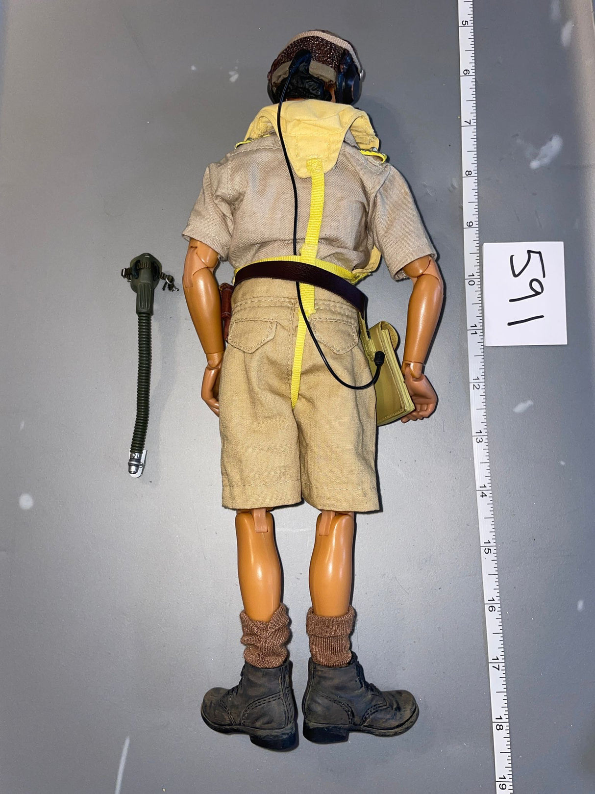1:6 Scale WWII German Luftwaffe Pilot Dressed Figure - Afrika Korps