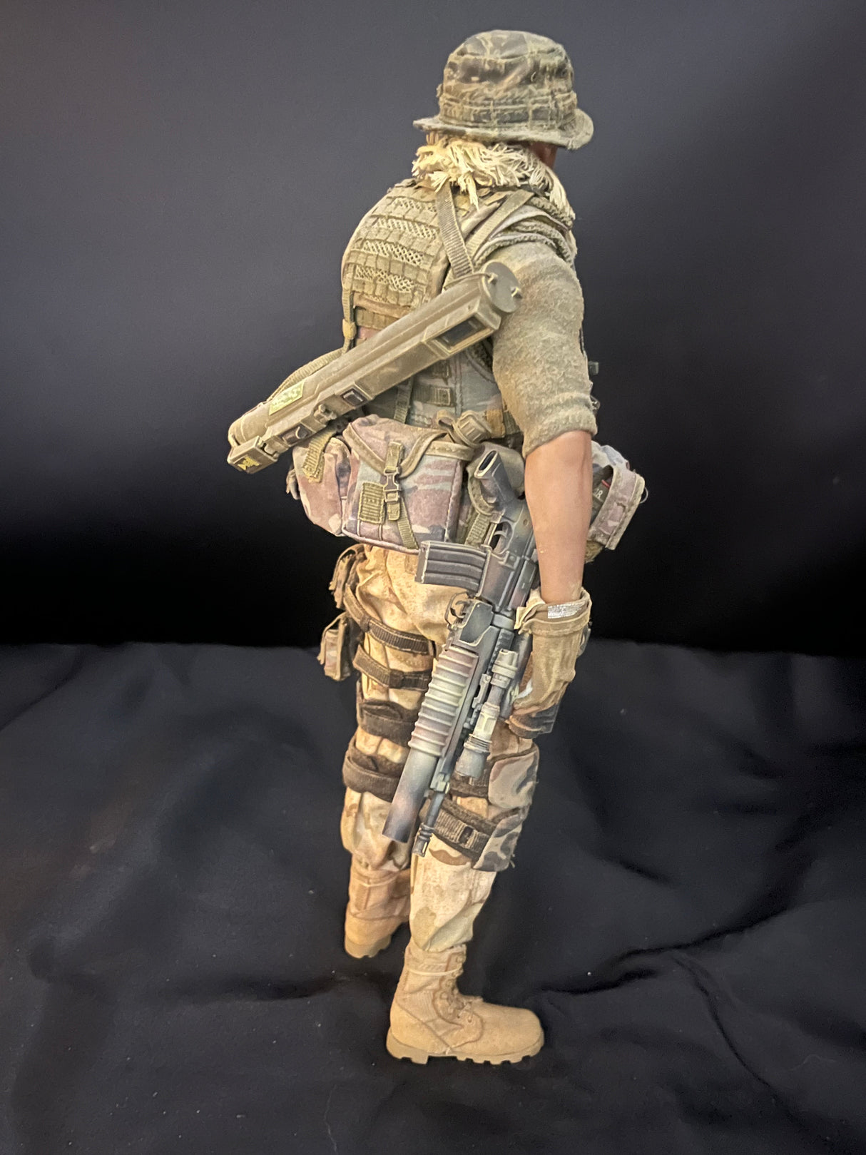 1/6 Scale Modern Era US Special Forces ODA Desert Camouflage Premium Dressed Figure