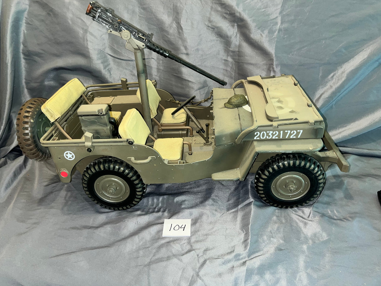 1/6 Scale WWII US Jeep - Ultimate Soldier - Weathered