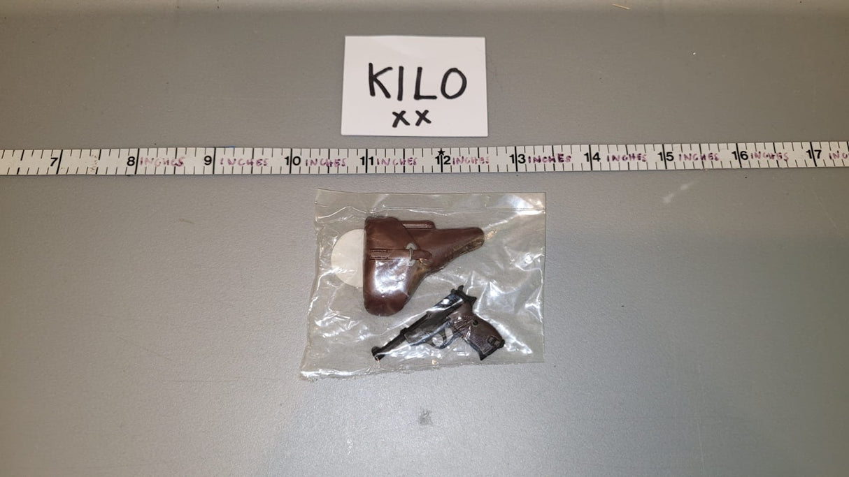 1/6 Scale WWII German Pistol and Holster