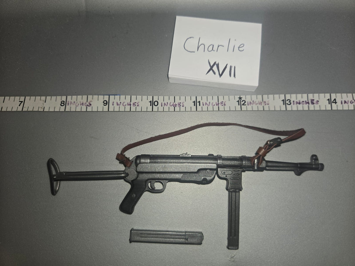 1/6 Scale WWII German MP-40