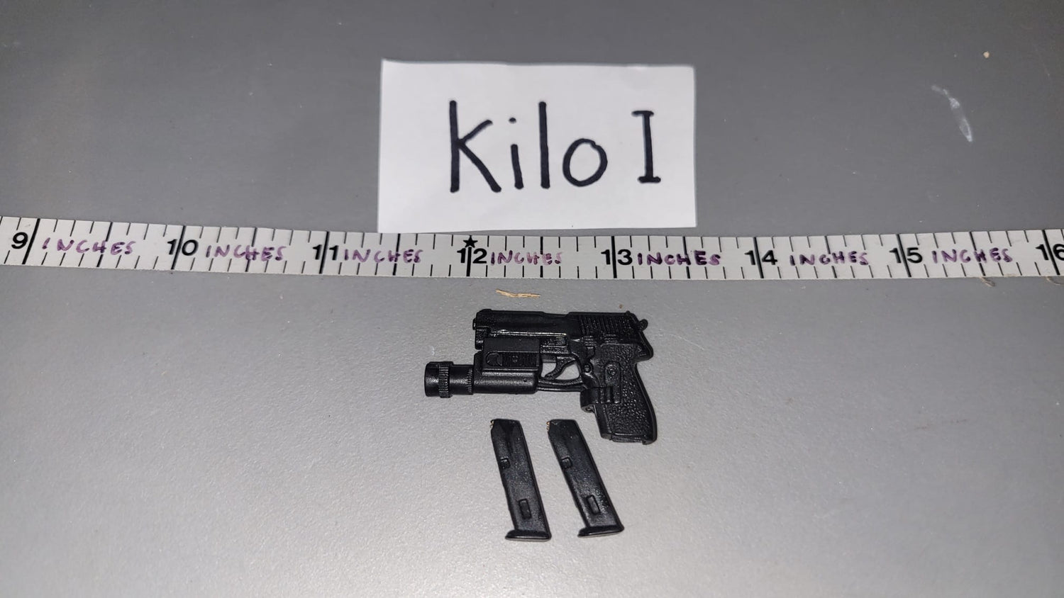 1/6 Modern Era Pistol