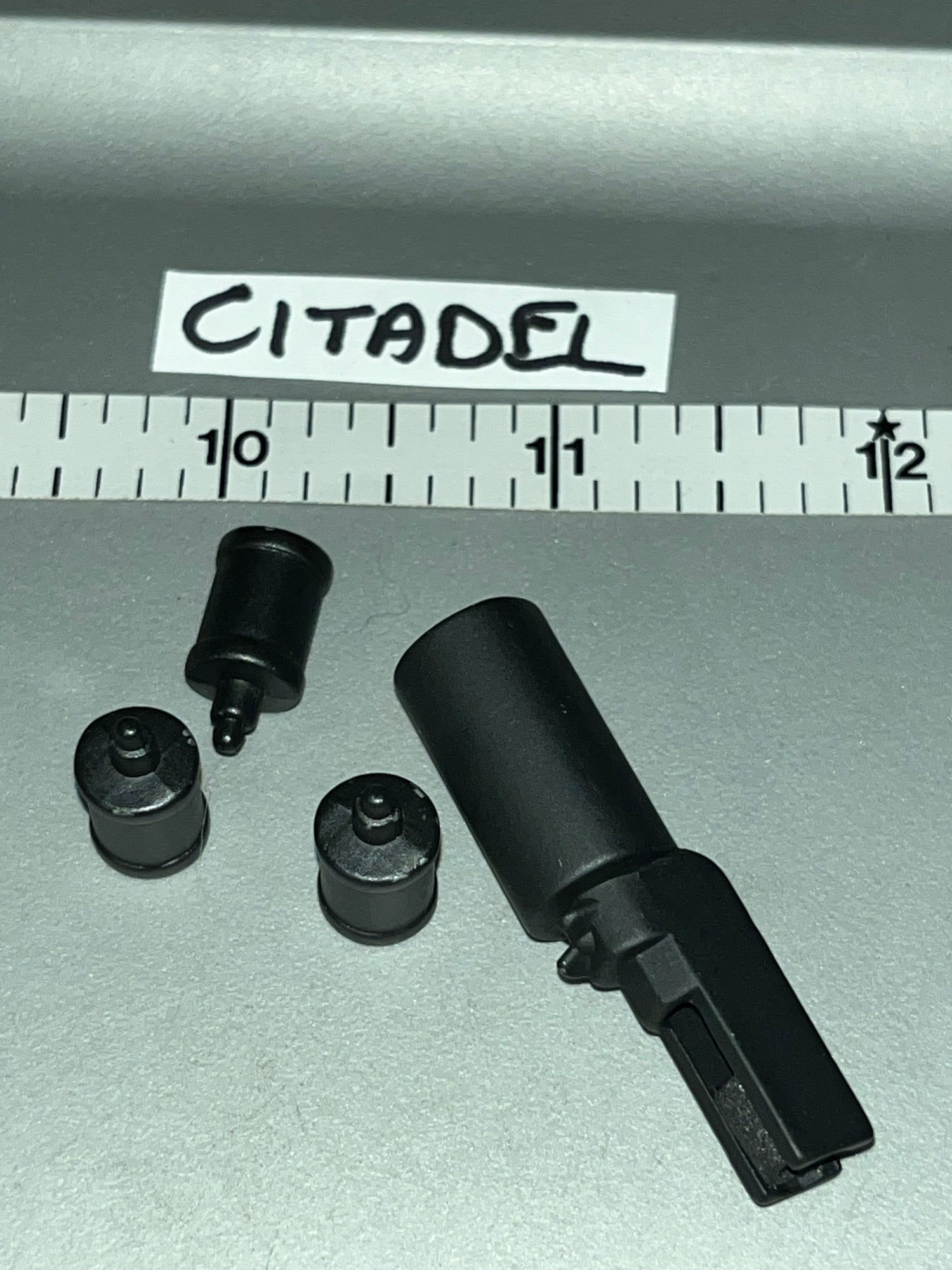 1/6 Scale WWII Japanese Rifle Grenade Lot