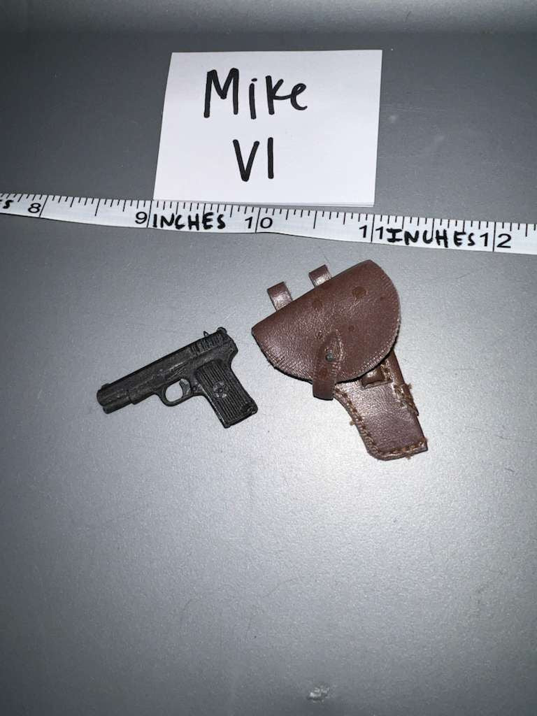 1/6 Scale WWII Russian Tokarev Pistol and Holster