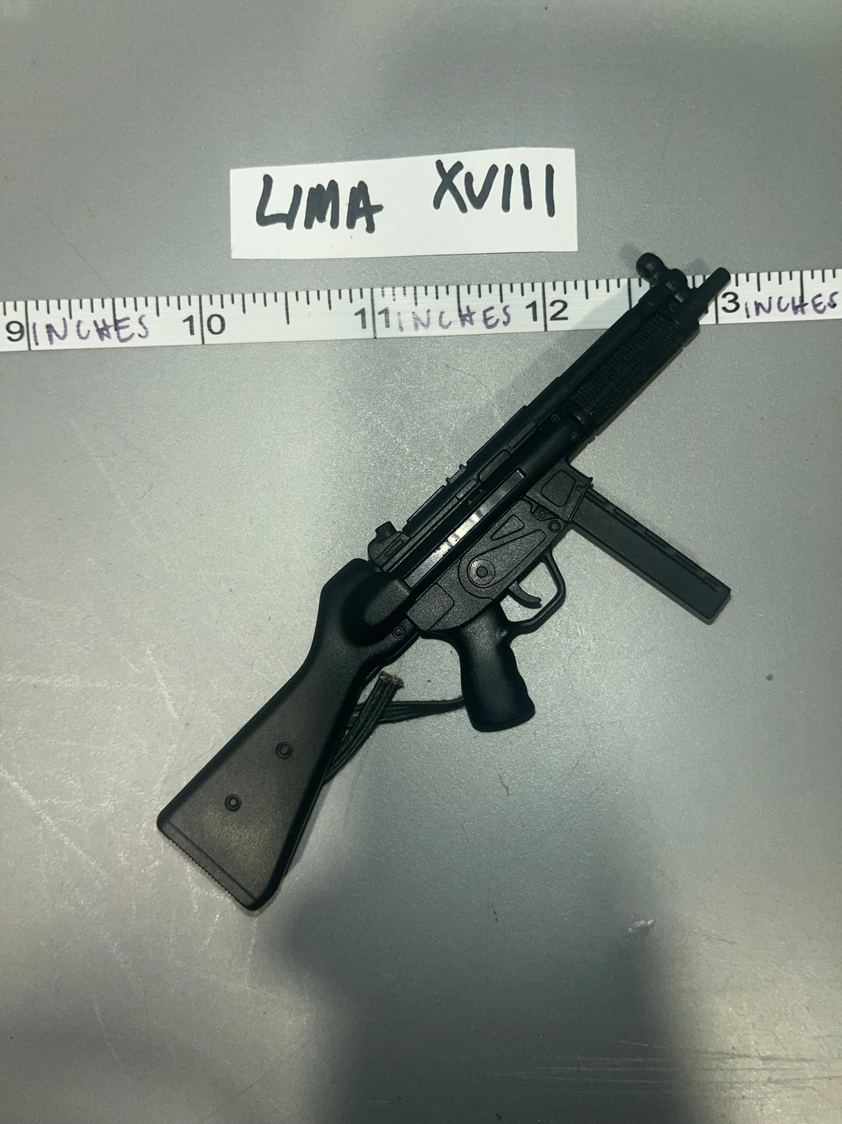 1/6 Scale Modern Era MP5 Submachine Gun