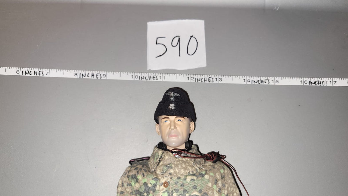 1:6 Scale WWII German Tanker Dressed Figure - Dragon