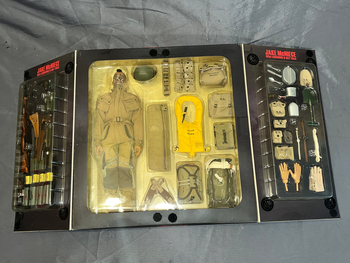 1/6 Scale WWII US Normandy Paratrooper Jake McNiece- NIB Soldier Story - *BR*