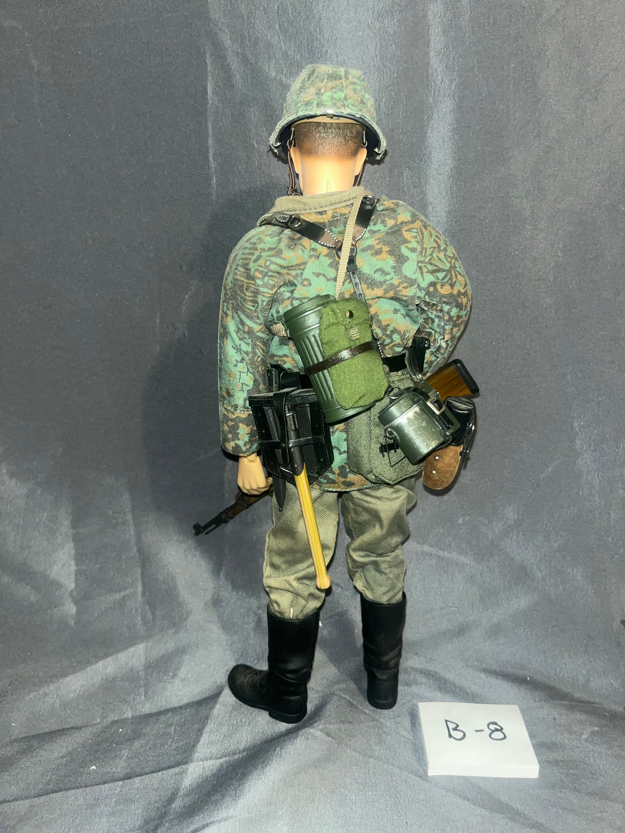 1:6 Scale WWII German Waffen Grenadier Dressed Figure -