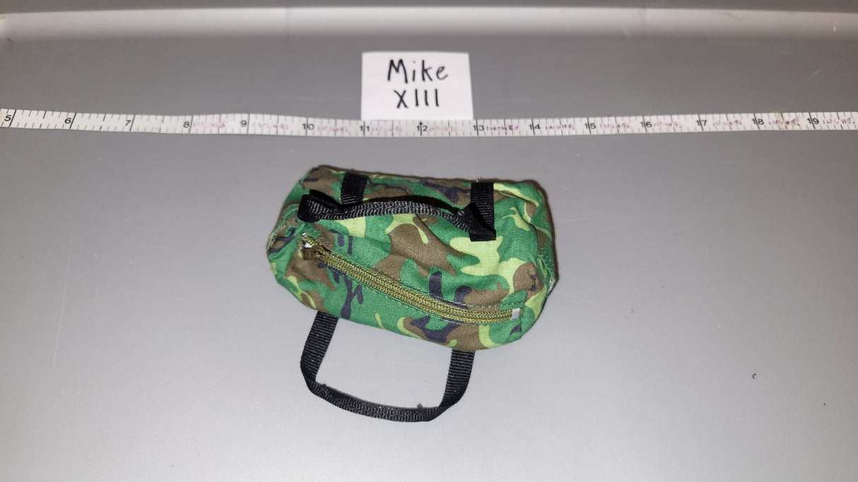 1/6 Scale Modern Duffle Bag