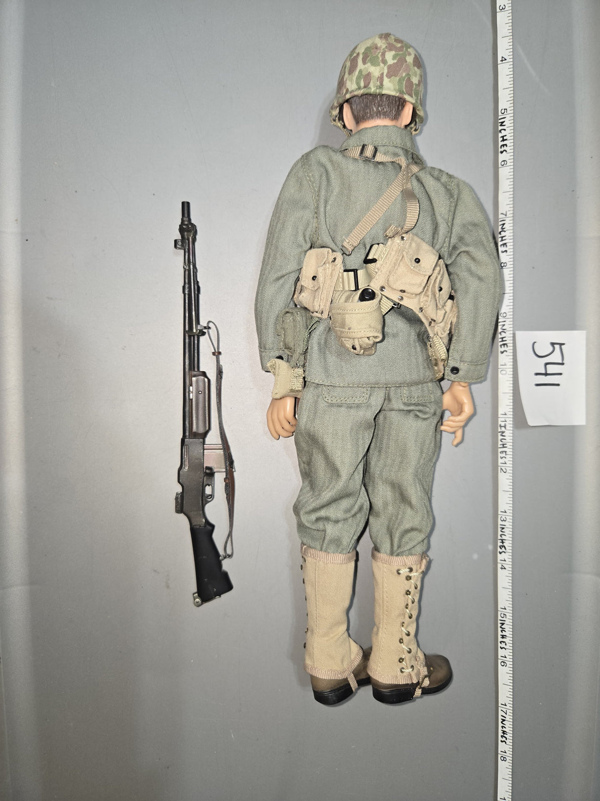 1:6 Scale WWII US Marine Dressed Figure - Dragon