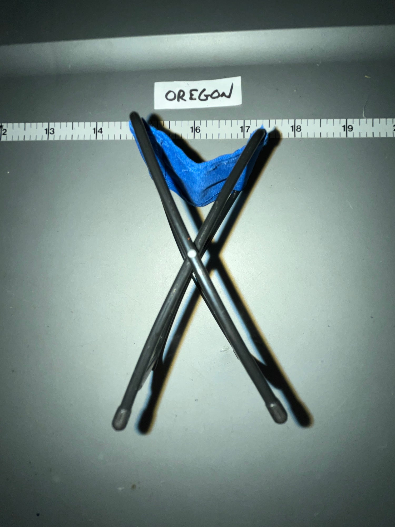 1/6 Scale Folding Chair - Diorama