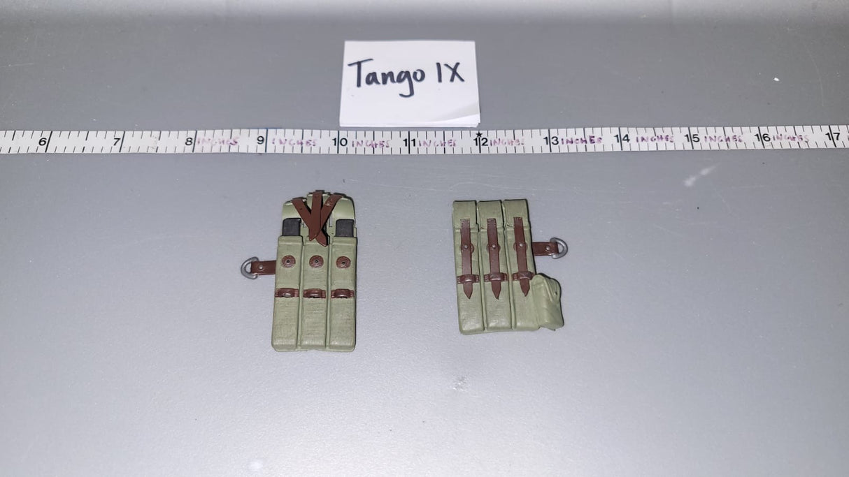 1/6 Scale WWII German MP-40 Pouches -