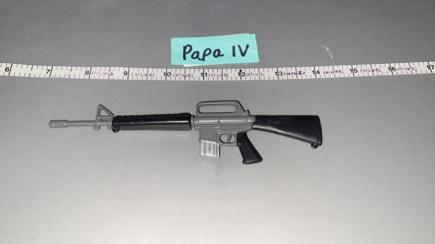 1:6 Scale Vietnam Era US M-16 Rifle