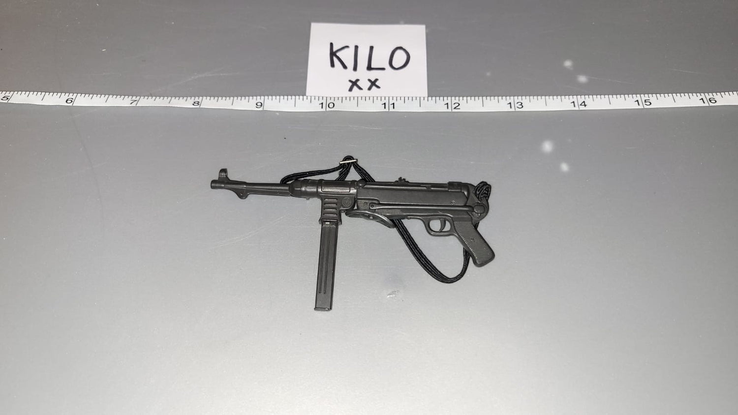 1/6 Scale WWII German MP-40