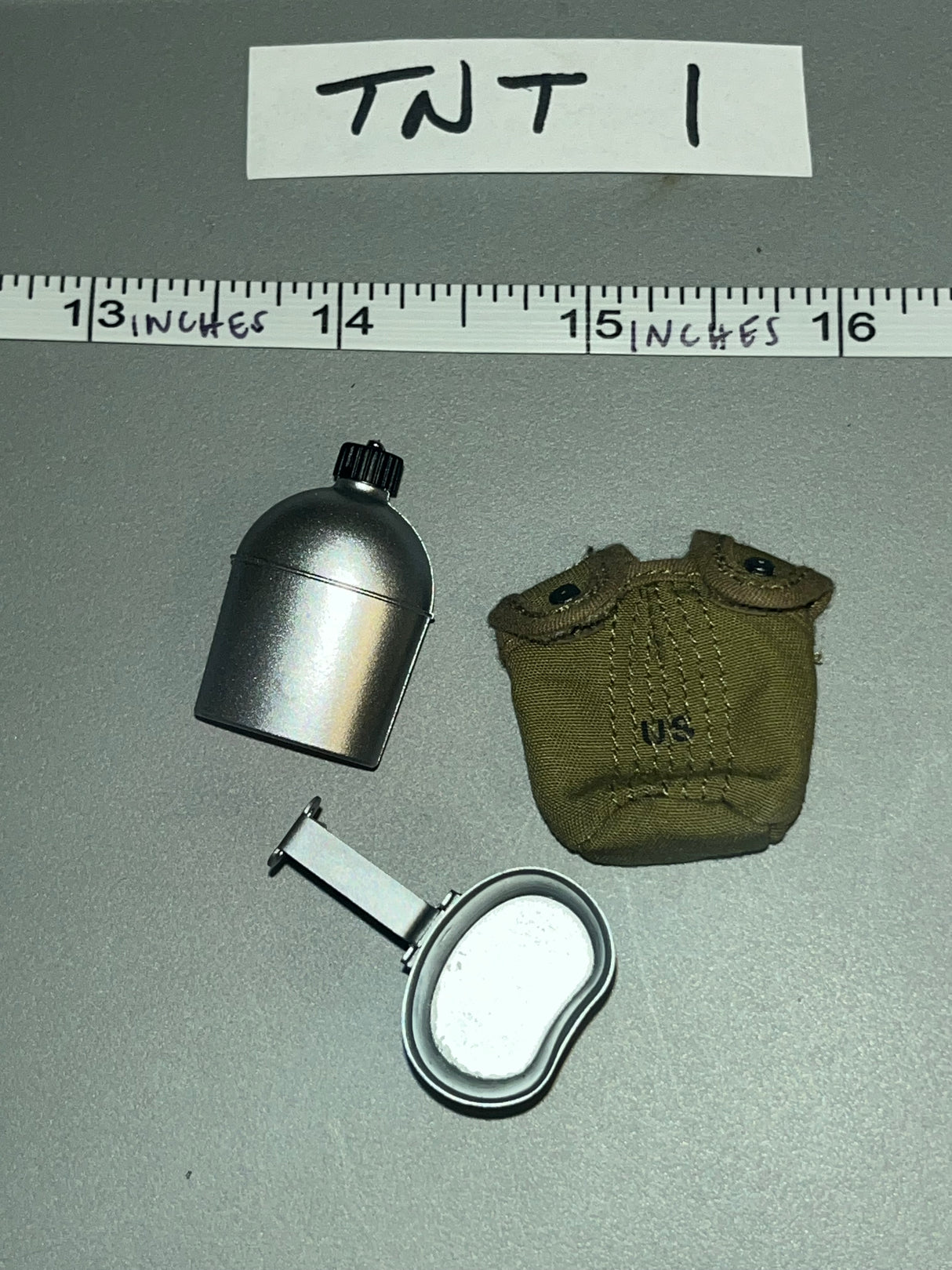 1/6 Scale WWII US Canteen and Pouch - UJINDOU Normandy 2nd Armored Infantry