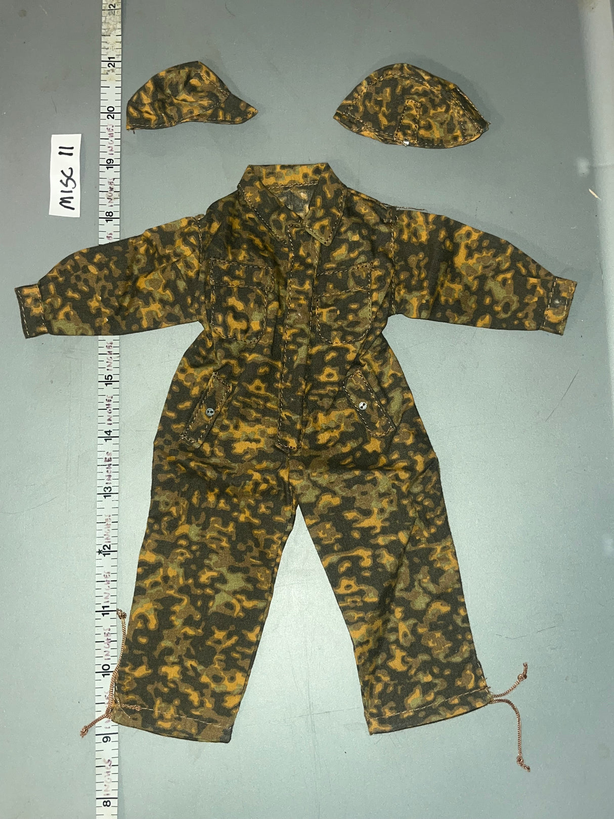 1:6 WWII German Blurred Edge Camouflage Coveralls Uniform Set - Helmet Cover, Hat, Coveralls