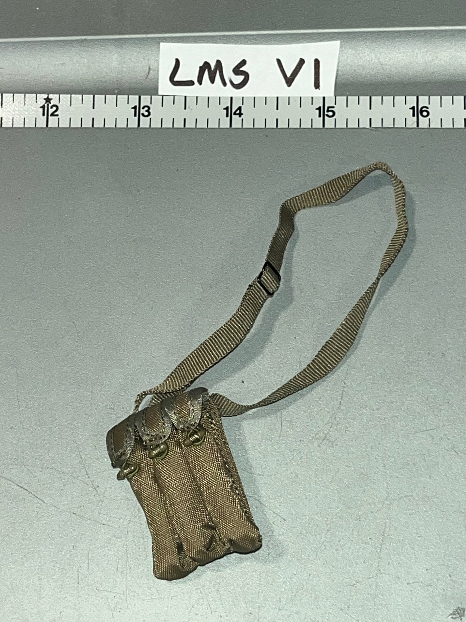 1:6 Korean War Chicom Ammunition Pouch - PLA Chinese - Vietnam NVA - Flagset