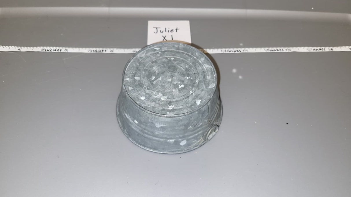 1/6 Scale Metal Bucket / Wash Tin Diorama Item