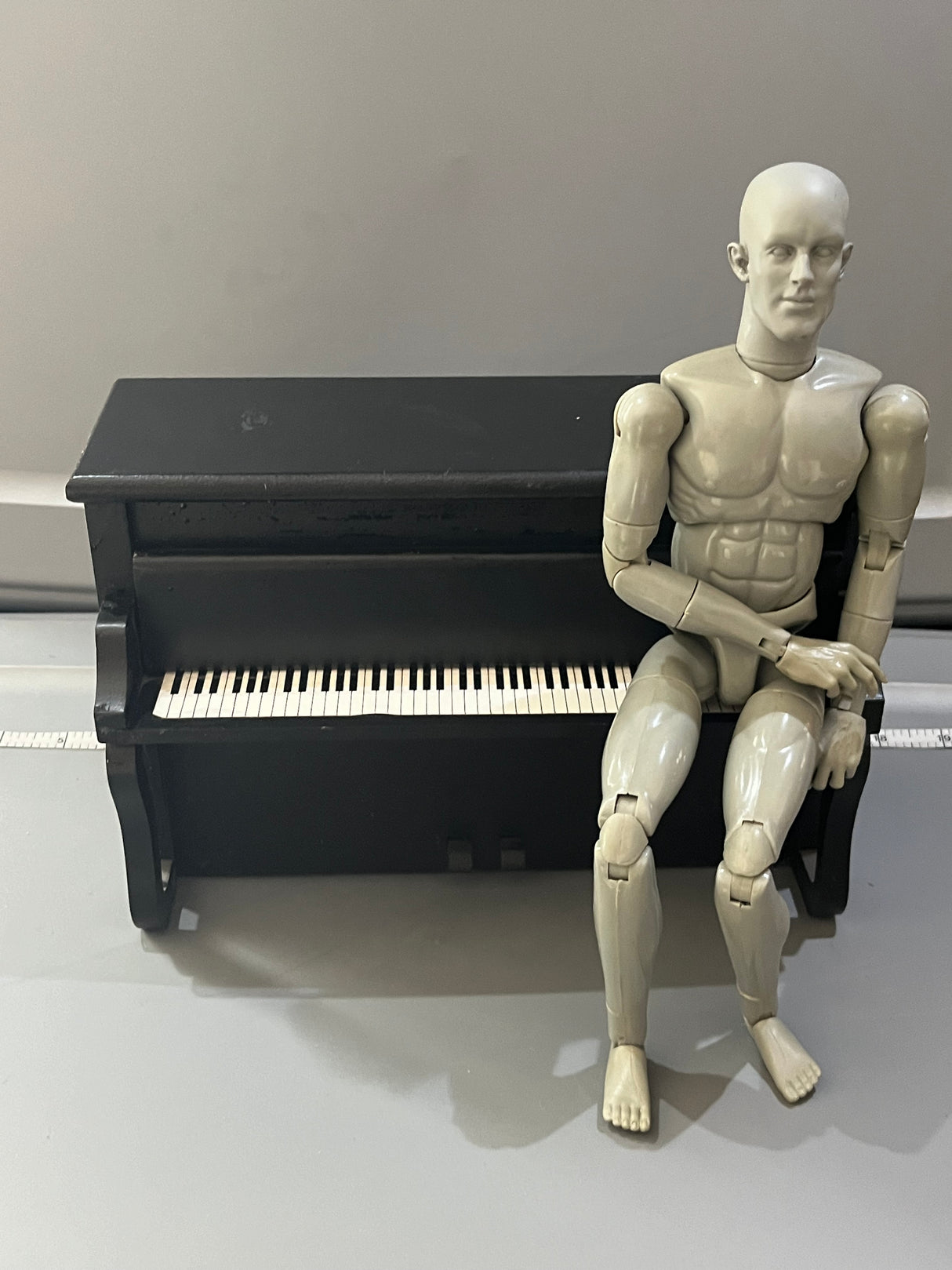 1/6 Scale Piano  - Diorama Item