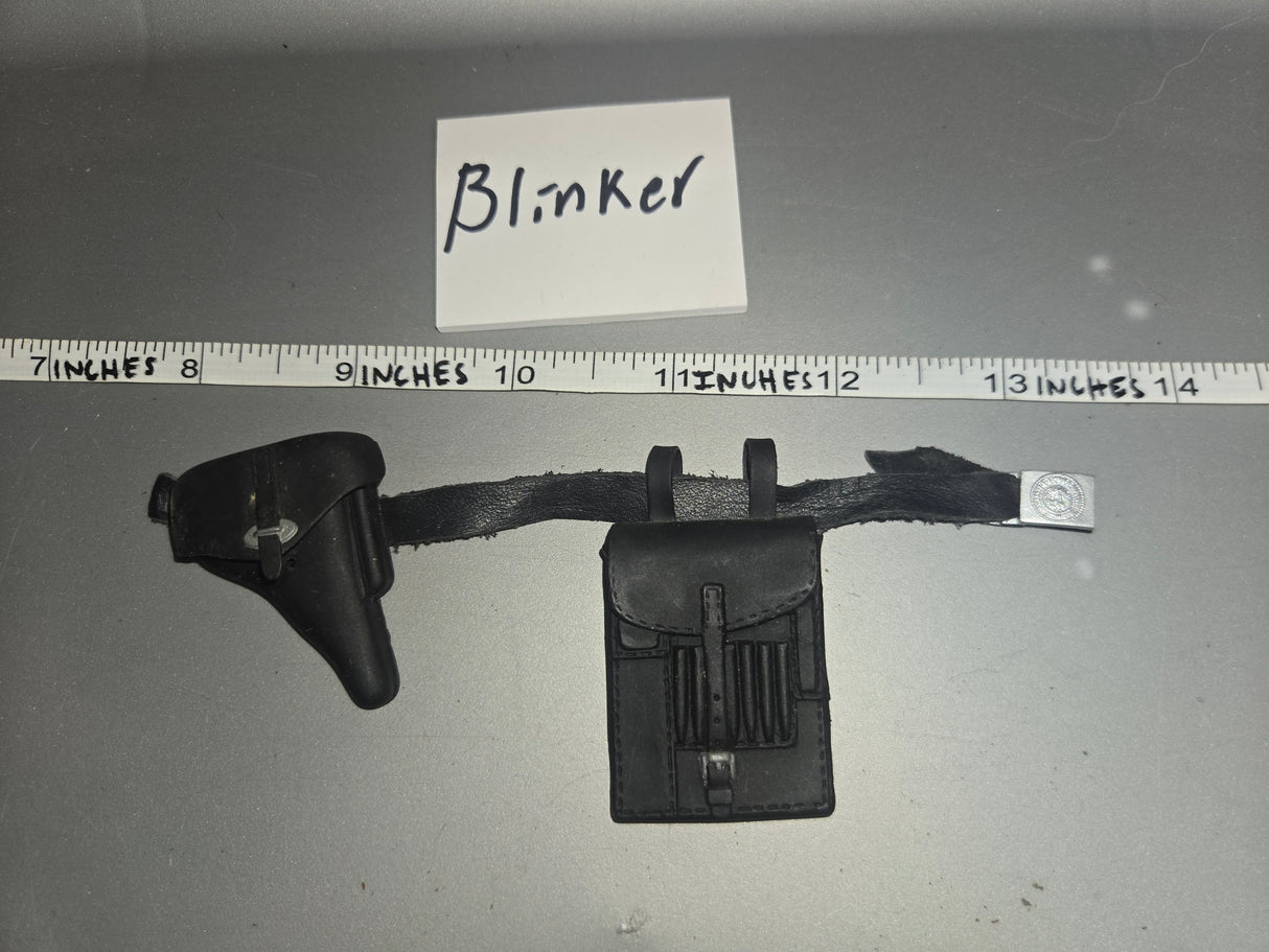 1/6 Scale WWII German Officer Belt Pistol and Holster