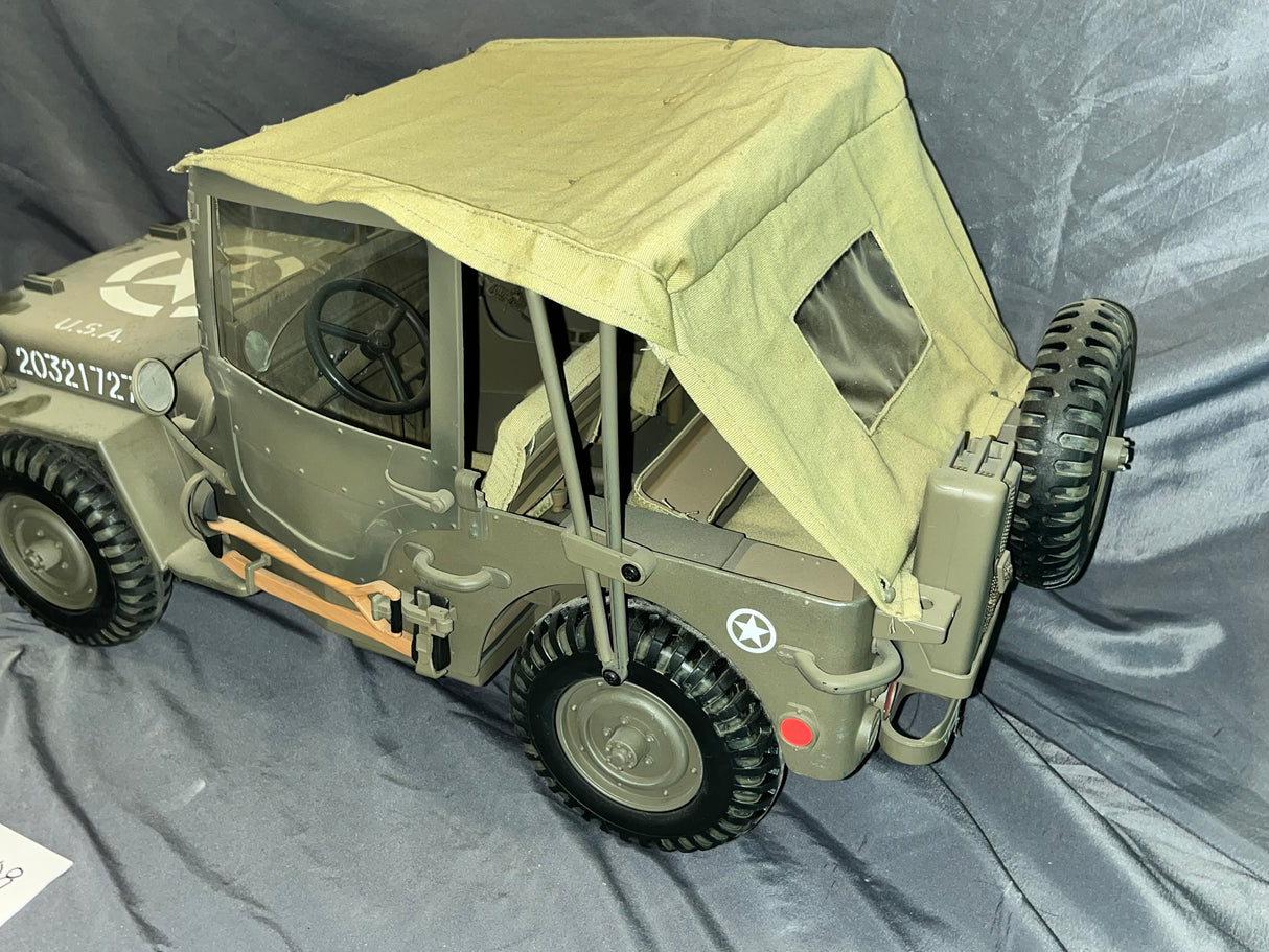 1/6 Scale WWII US Jeep - Ultimate Soldier - Weathered