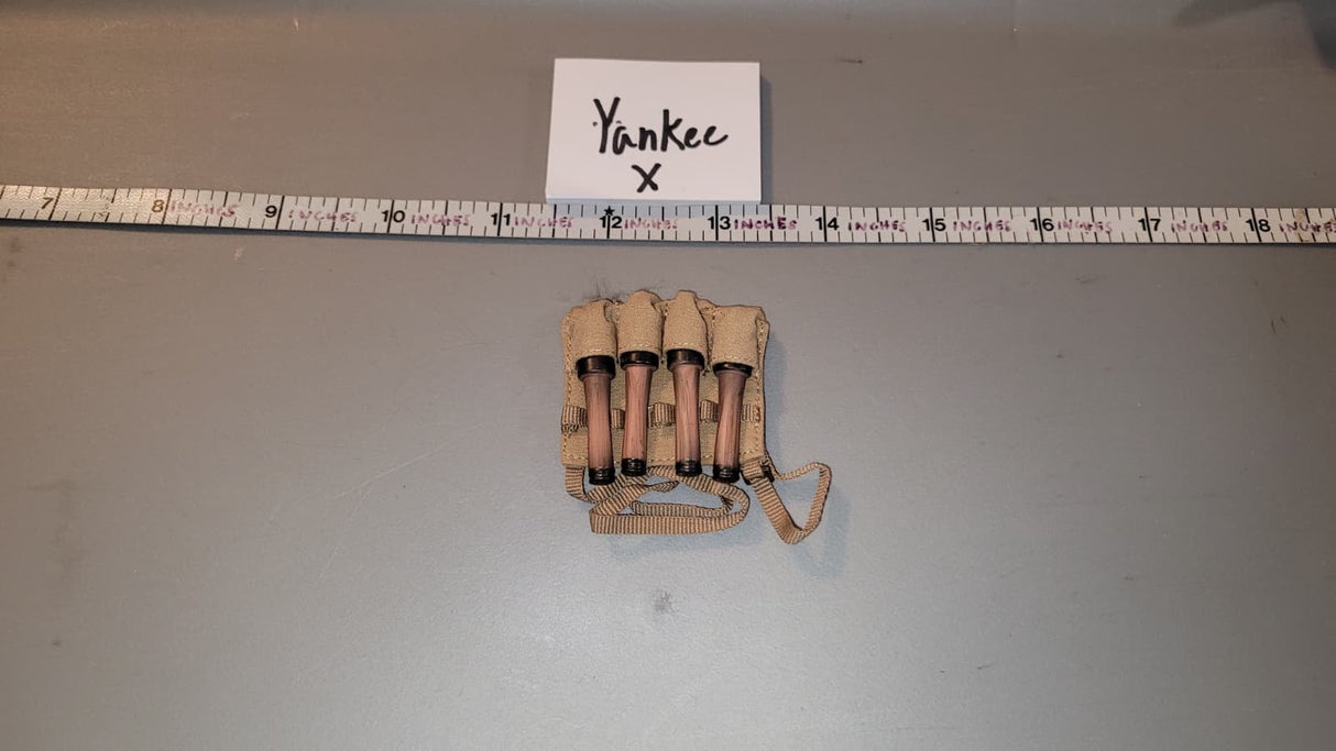 1:6 Korean War Chinese Chicom Grenades and Pouch - Vietnam NVA 106265