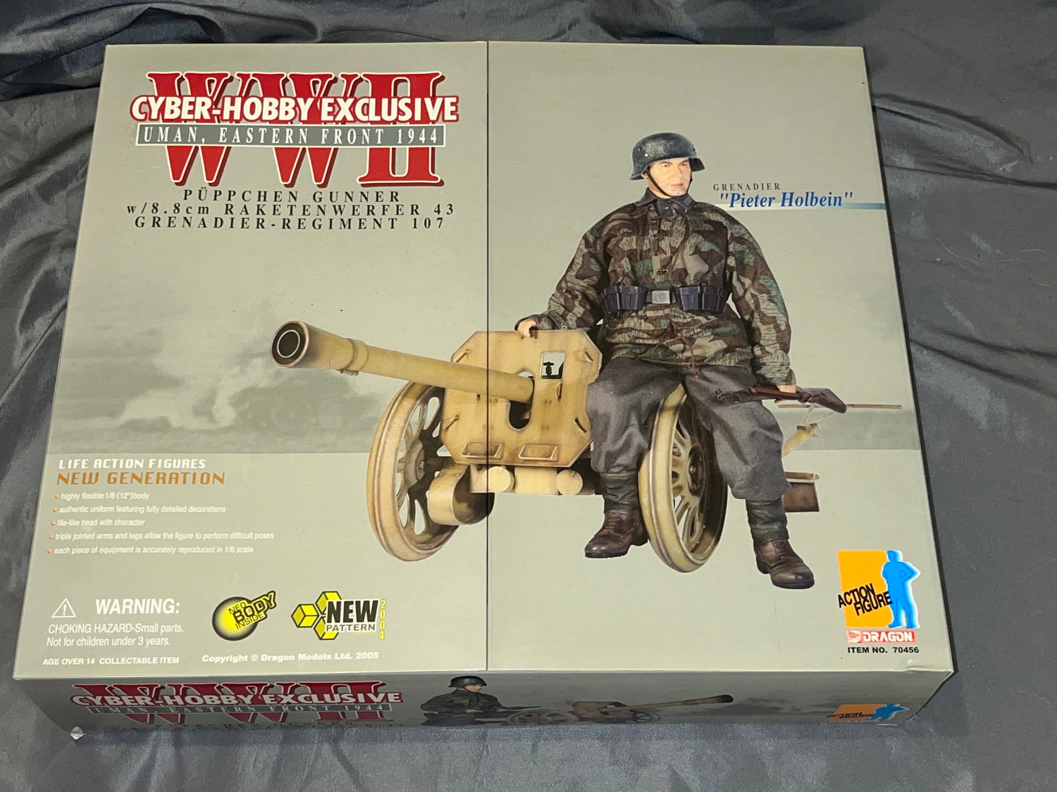 1/6 Scale WWII German PÜPPCHEN GUNNER w/ 8 .8 cm RAKETENWERFER 43 - Cyber Hobby Pieter Holbein Dragon - NIB