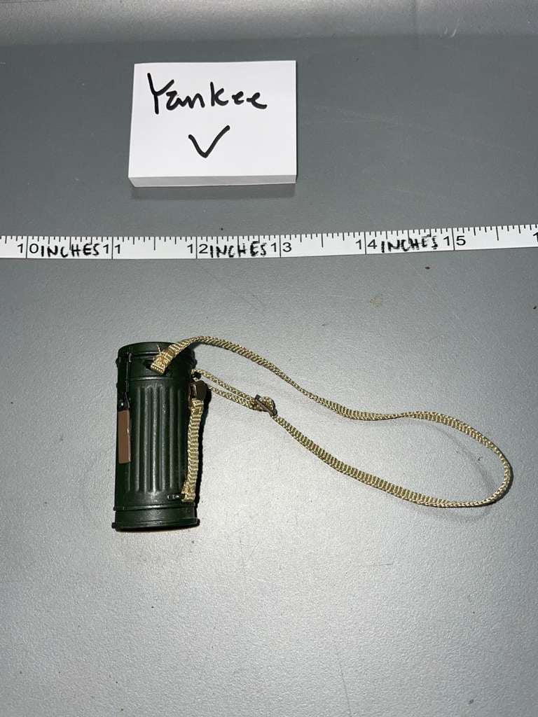 1/6 Scale WWII German Gas Mask Can