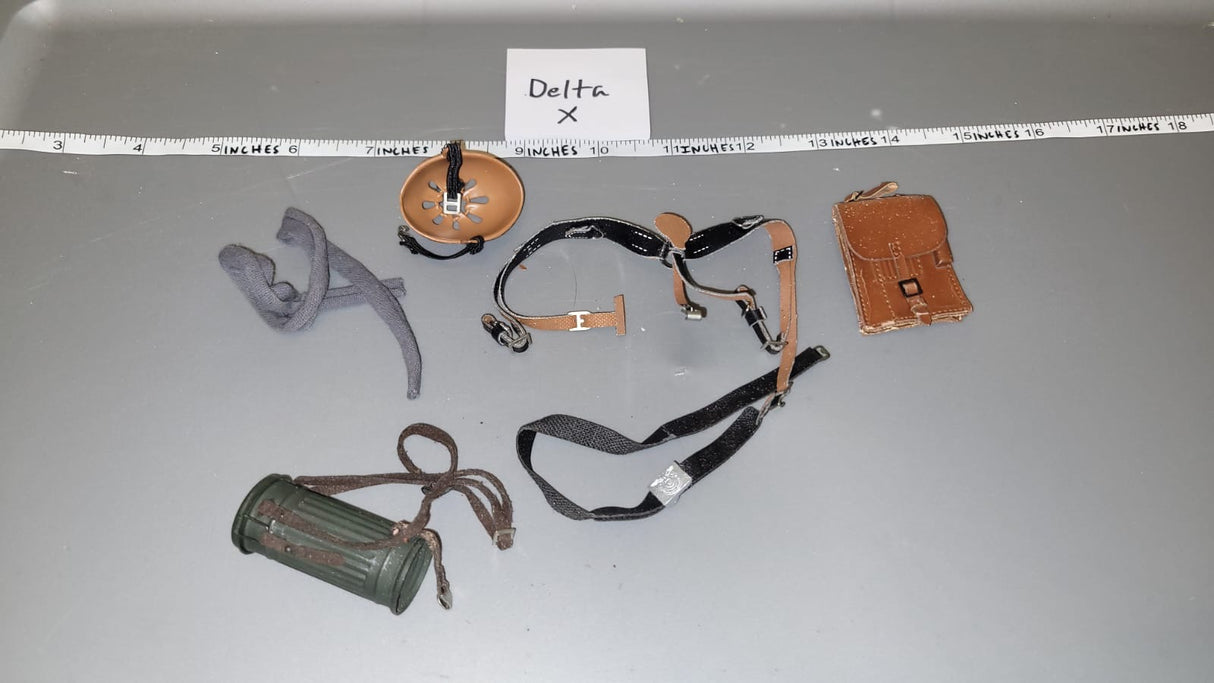 1/6 Scale WWII German Field Gear Lot