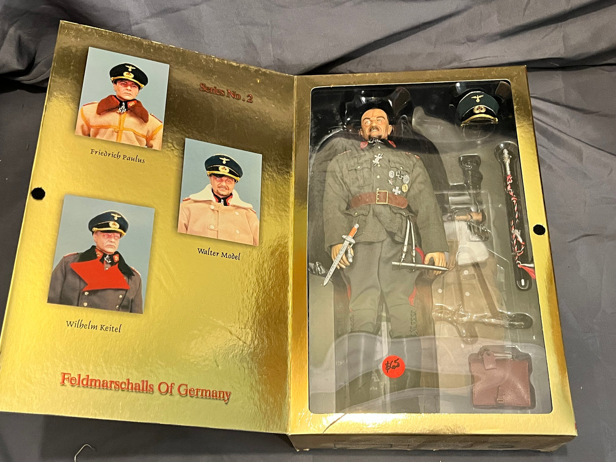 1/6 Scale WWII GERMAN Fieldmarshall General Model - NIB ITPT
