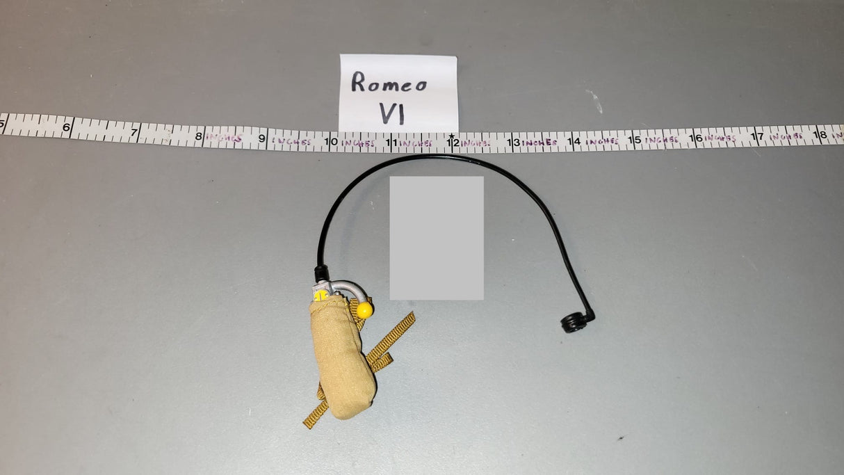 1:6 WWII US Aviator / Pilot Oxygen Bottle