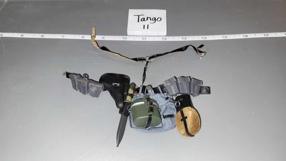 1/6 Scale WWII German Field Gear Lot