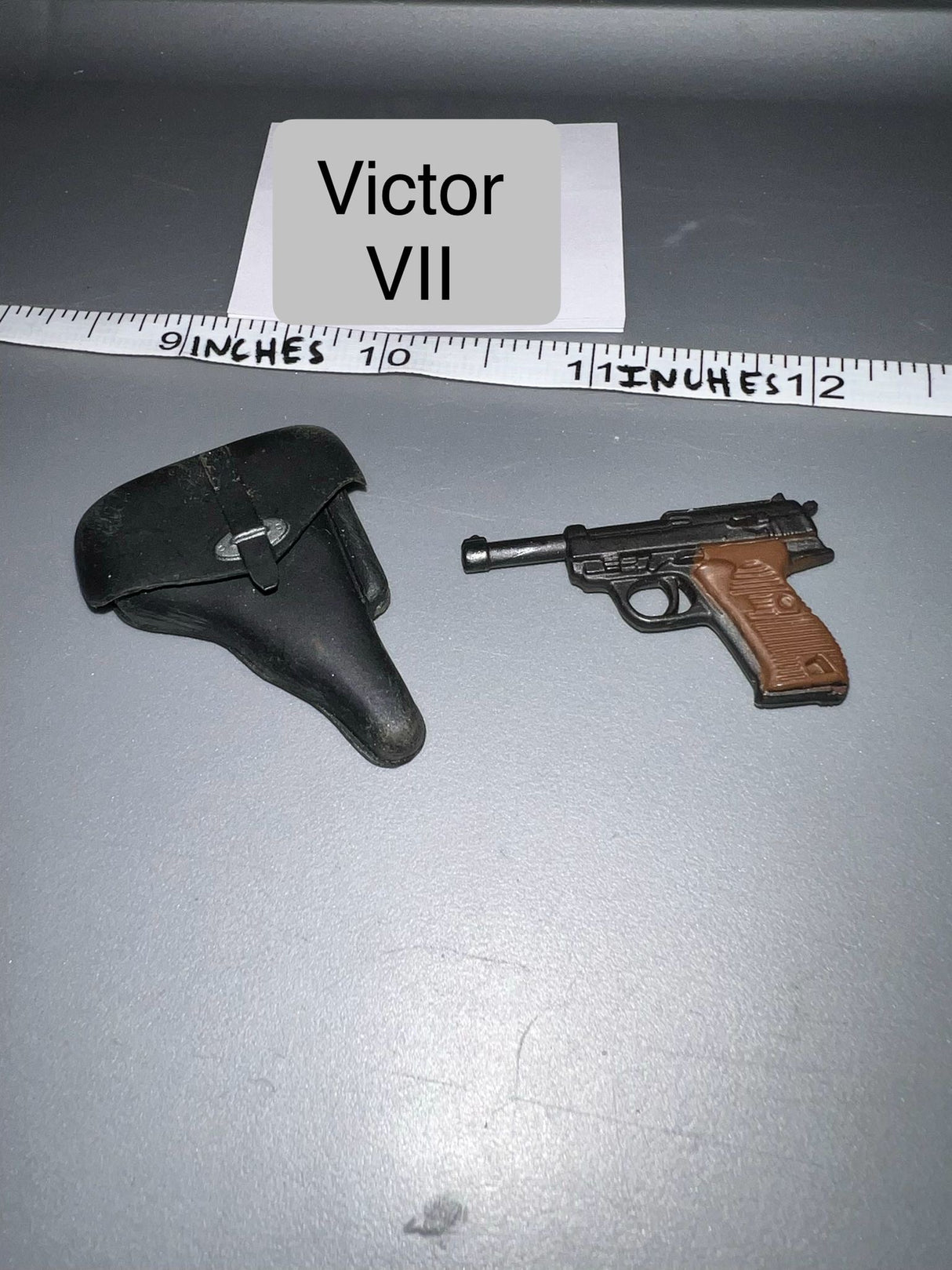 1/6 Scale WWII German Pistol and Holster