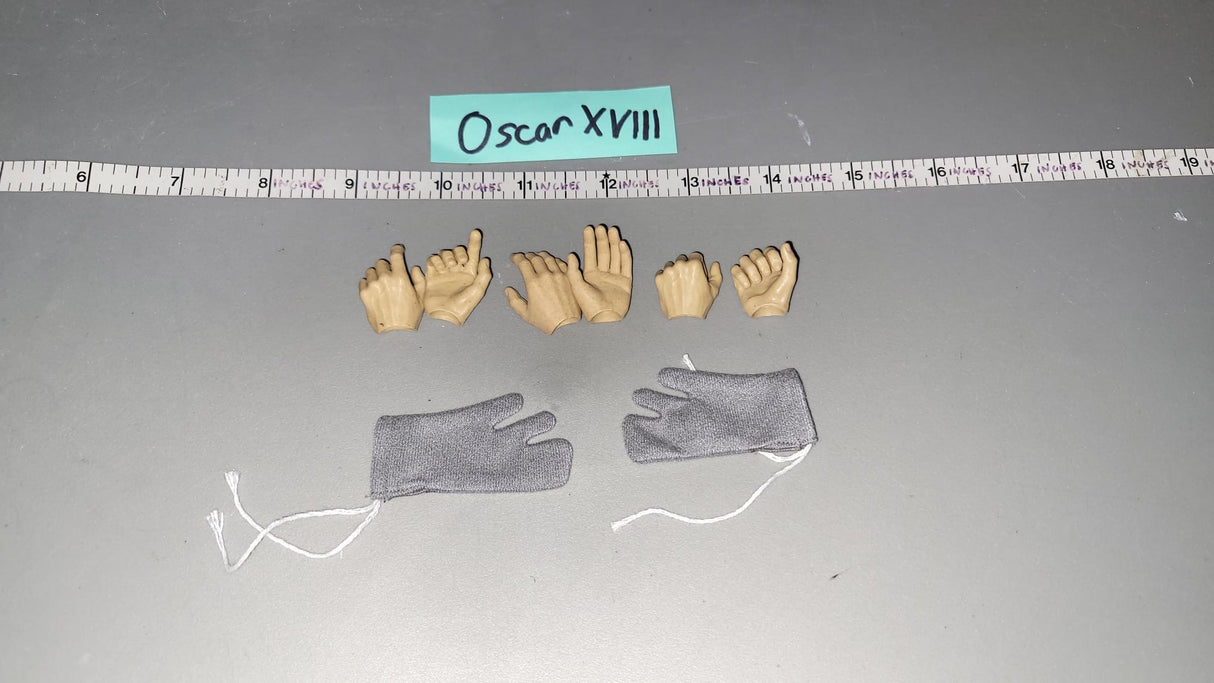 1/6 Scale Nude Figure Hand Lot